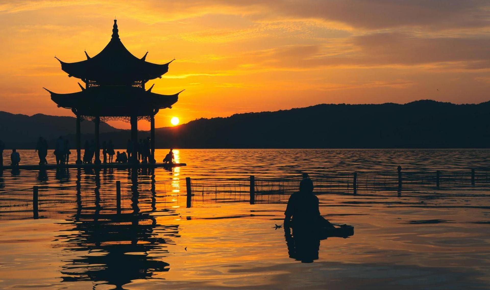 Nost Algia S Hotel In The West Lake Scenic Area-,Lingyin Temple, Leifeng Tower, Children'S Playground, Free Night Snack, Free Laundry, English Communication Well, Free Travel Advice Hangzhou Exteriör bild