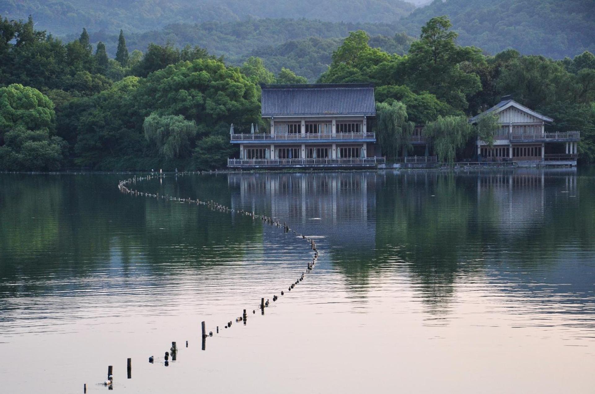Nost Algia S Hotel In The West Lake Scenic Area-,Lingyin Temple, Leifeng Tower, Children'S Playground, Free Night Snack, Free Laundry, English Communication Well, Free Travel Advice Hangzhou Exteriör bild